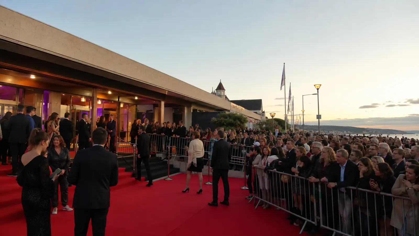 บรรยากาศพรมแดงเทศกาลภาพยนตร์หน้า Centre International de Deauville